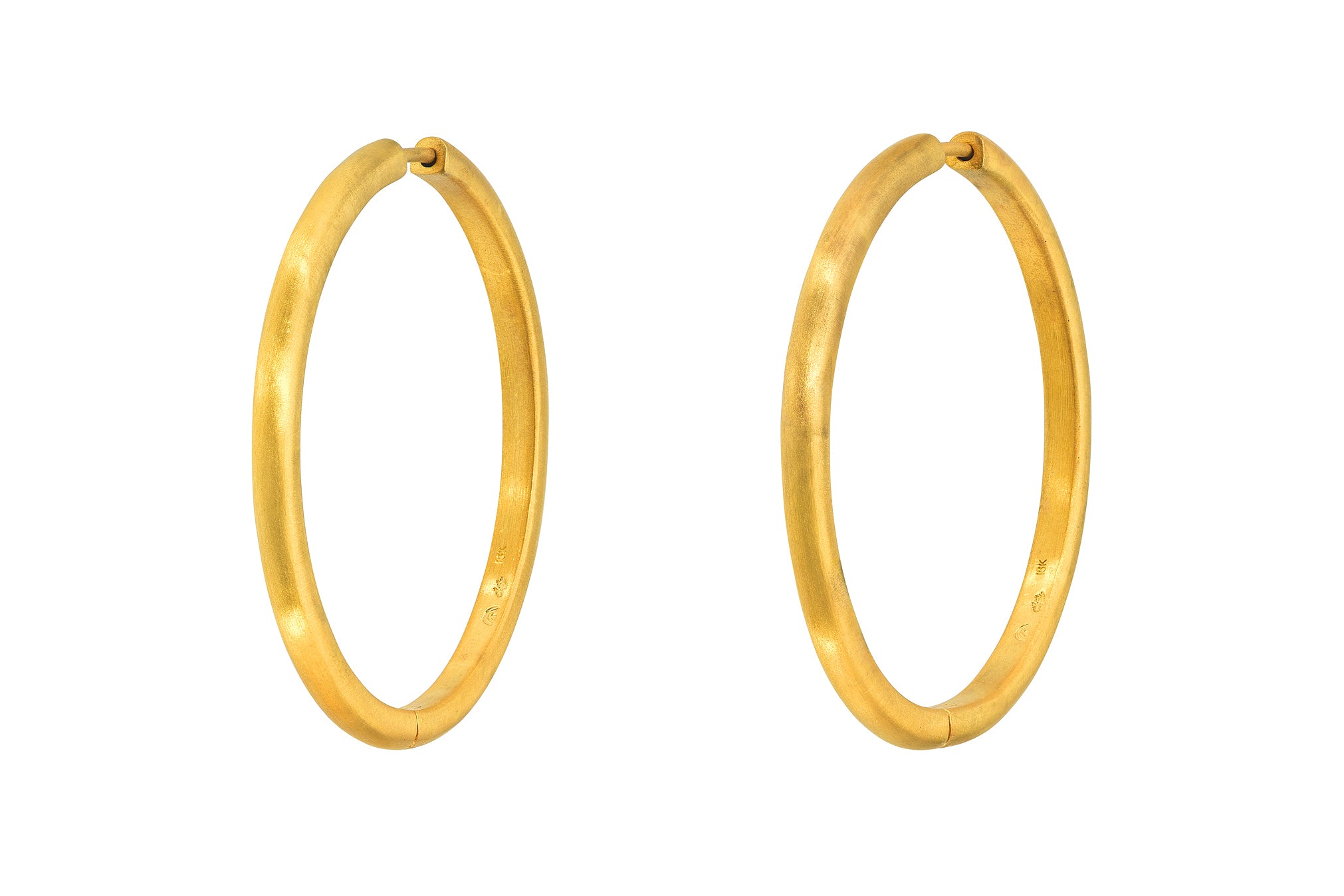 36MM SIGNATURE HOOPS