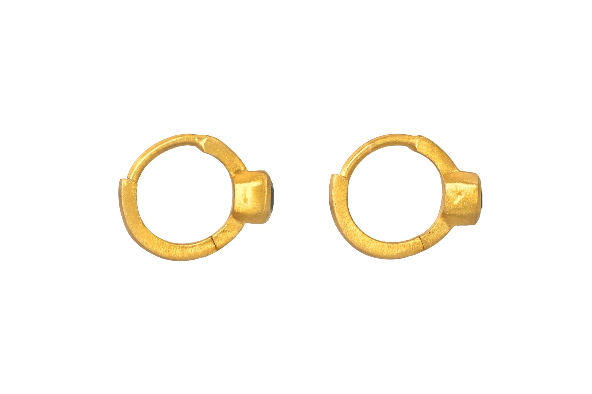 6.5MM EMERALD FAIRY HOOPS