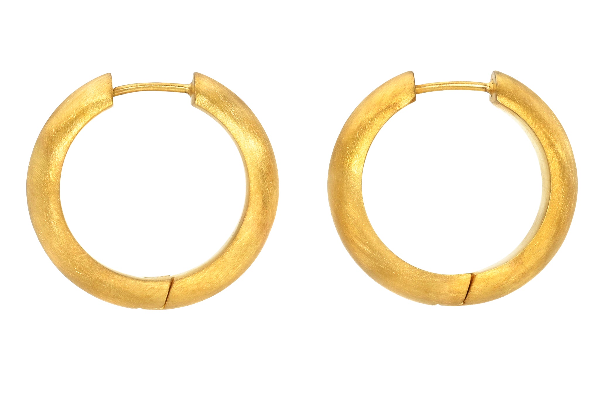 16MM OVERSIZED SIGNATURE HOOPS