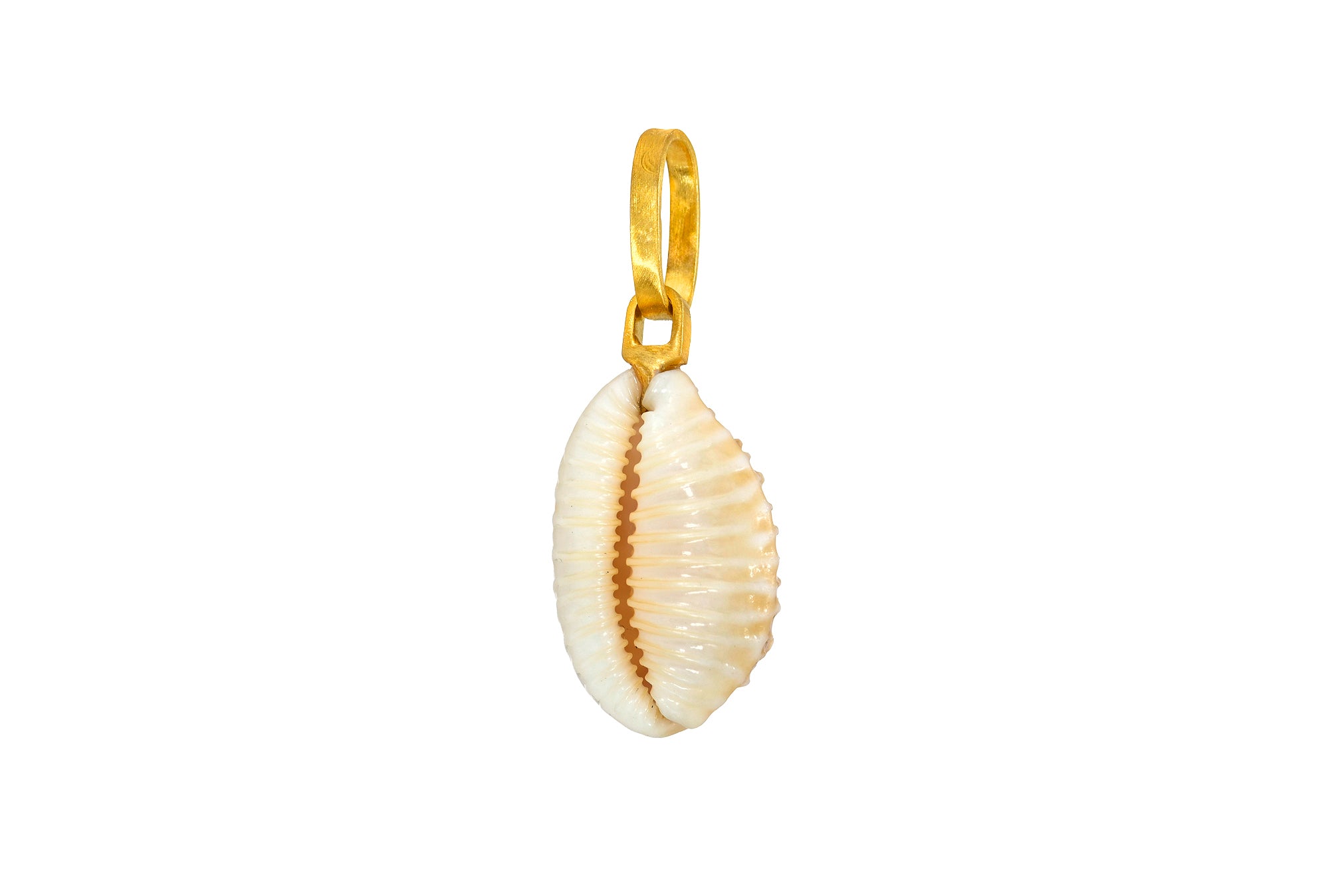 ONE OF A KIND KAUA'I GRANULATED COWRIE SHELL PENDANT
