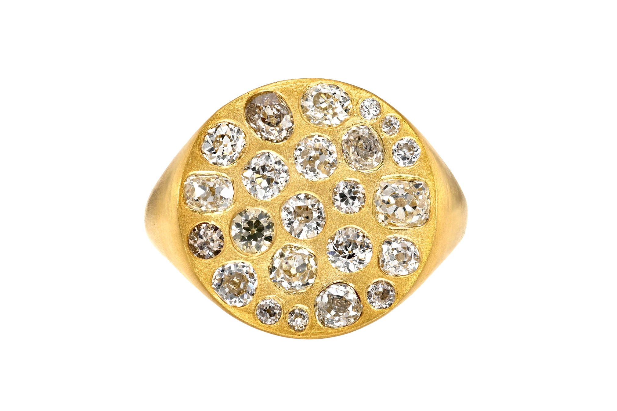 OVERSIZED DIAMOND SIGNET RING