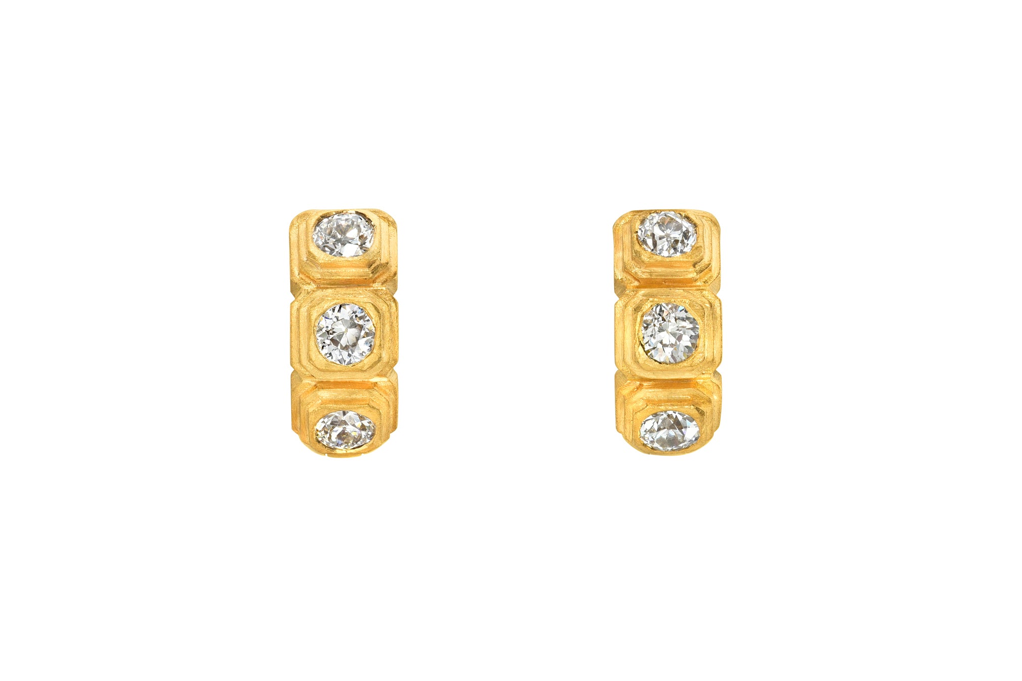 DIAMOND ZIGGURAT ETERNITY HOOPS